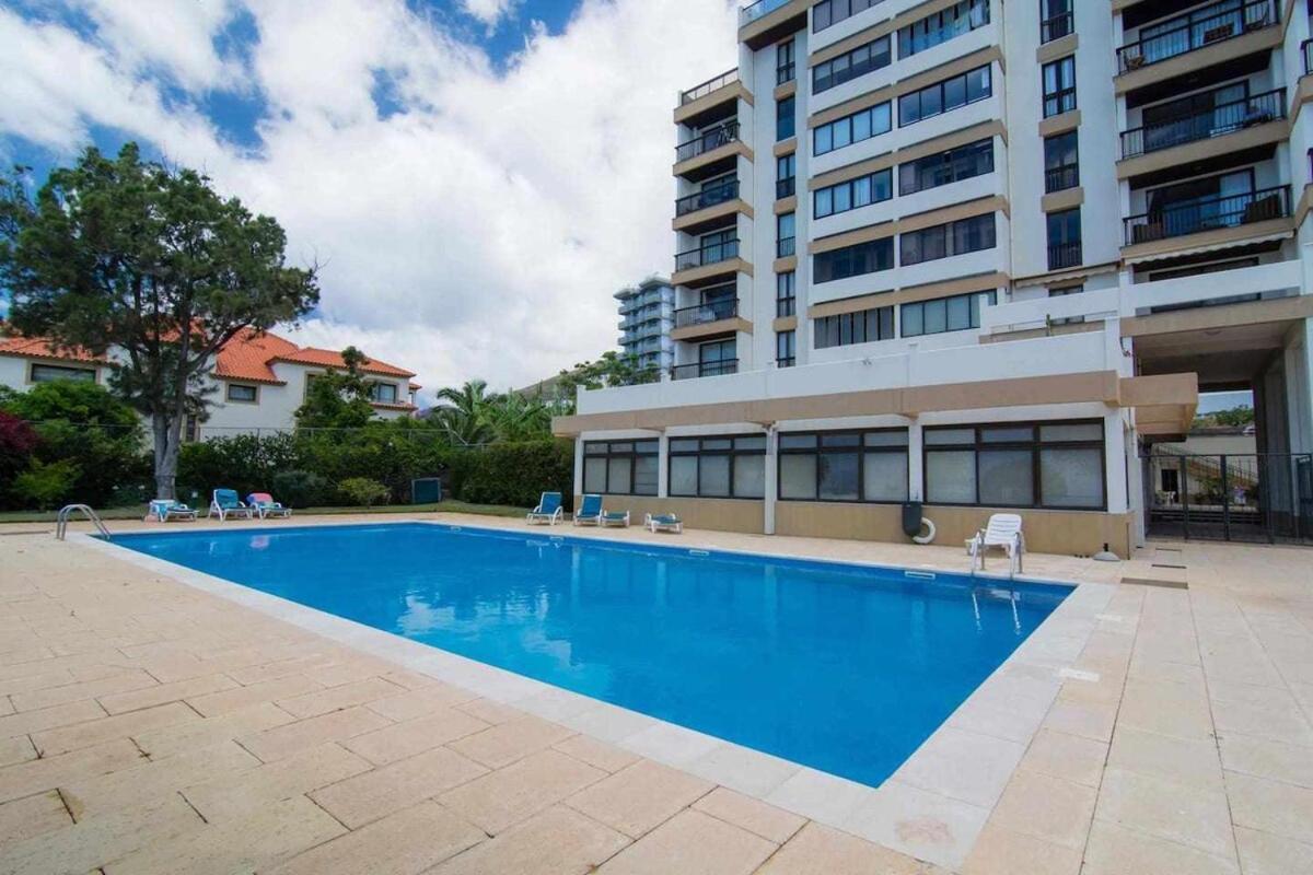 דירות פונשל Cliff View III - Sea View + Pool + Wifi מראה חיצוני תמונה
