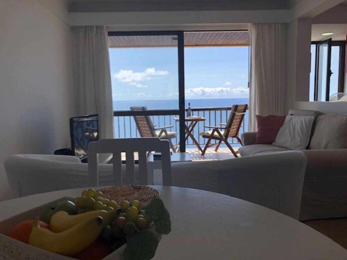 דירות פונשל Cliff View III - Sea View + Pool + Wifi מראה חיצוני תמונה